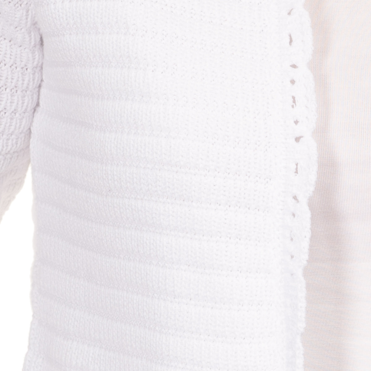Cropped scalloped knitted cardigan in white - Oscar De La
