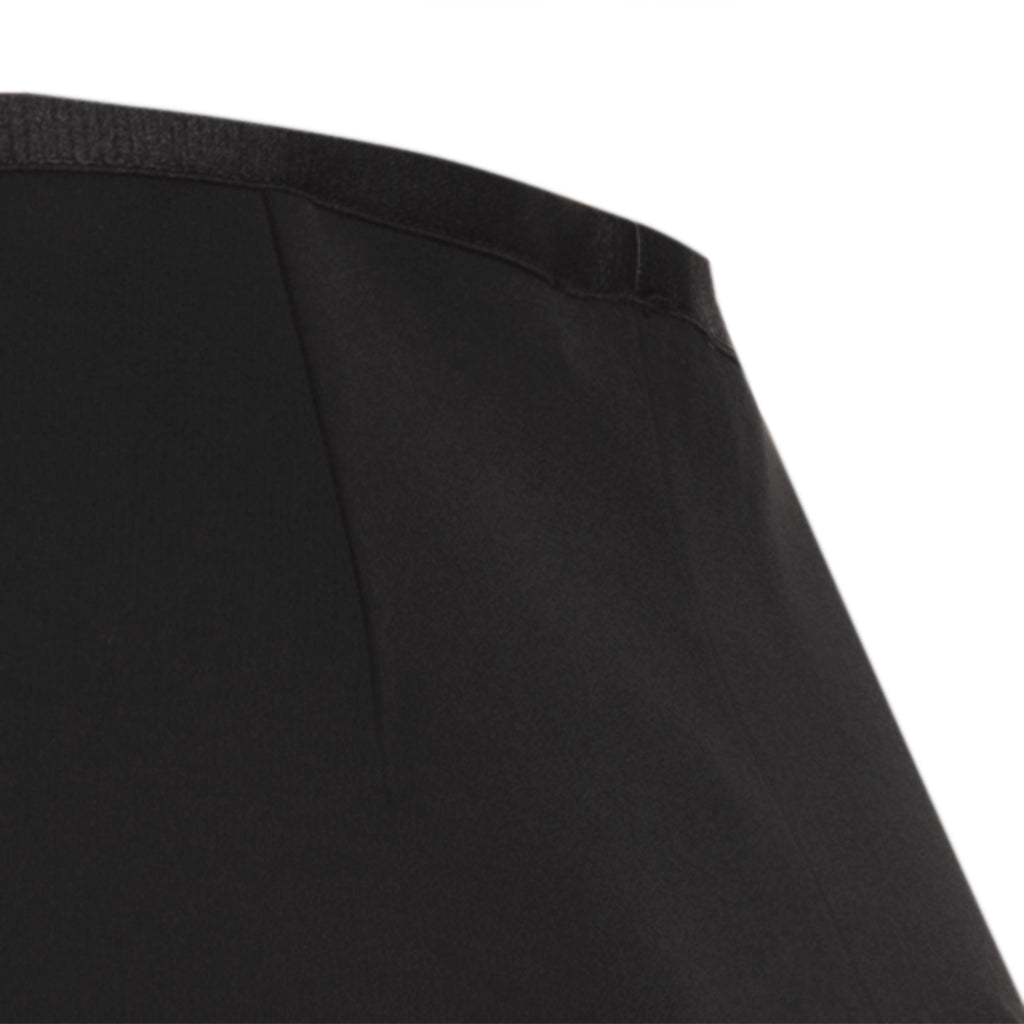 Straight Leg Viscose Pant in Black