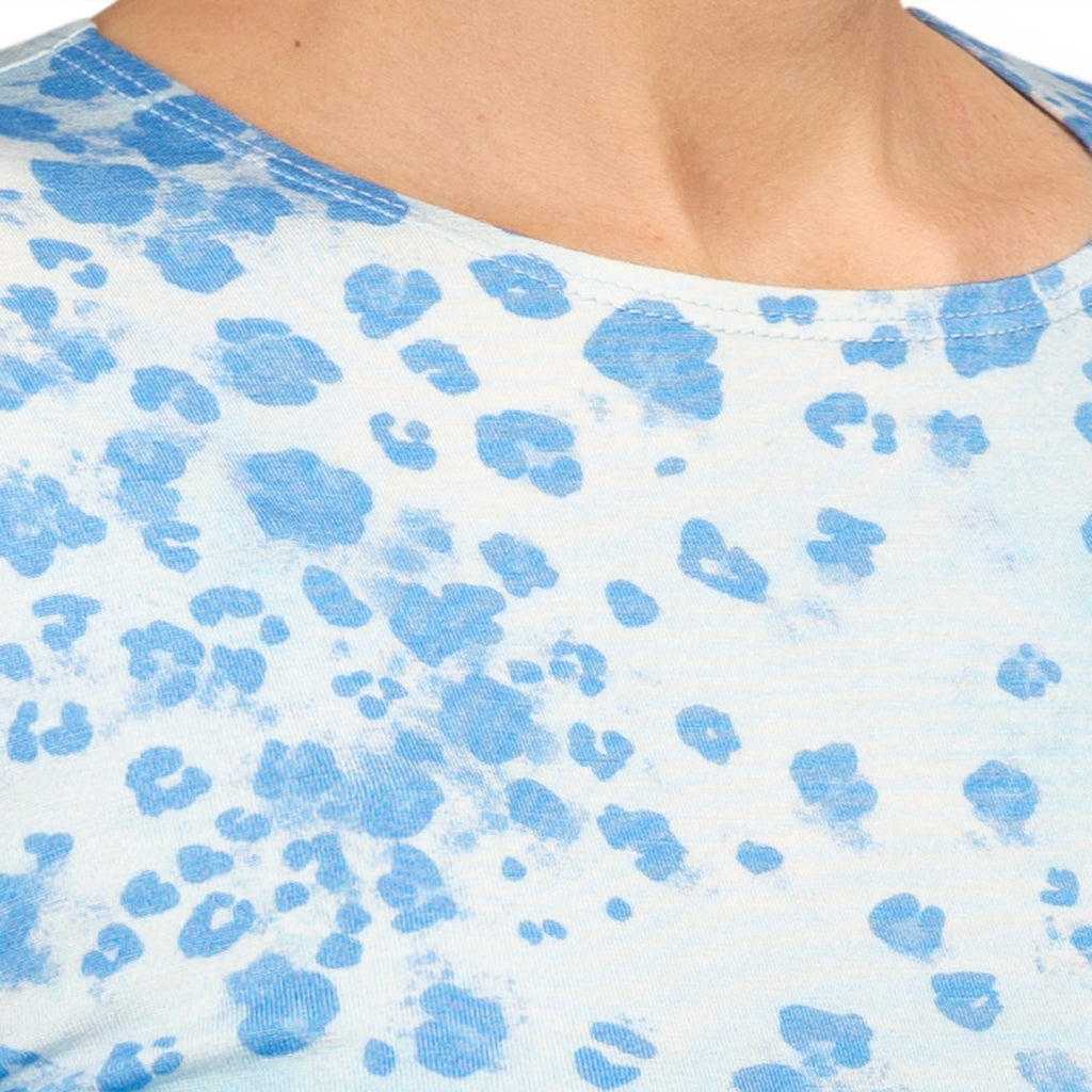 Shaped Knit Tee in Blue Leo Mist