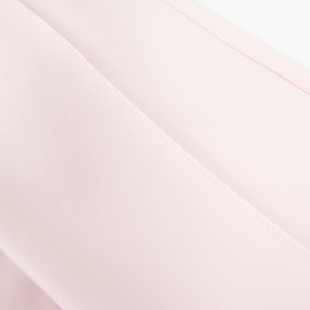 Slim Fit Pintuck Pant in Angel Wing