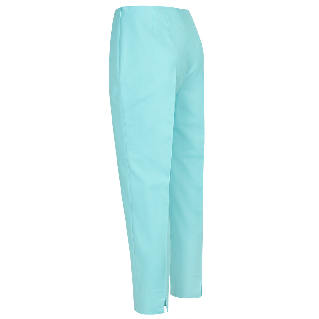 Cotton Stretch Slim Fit Capri in Turquoise