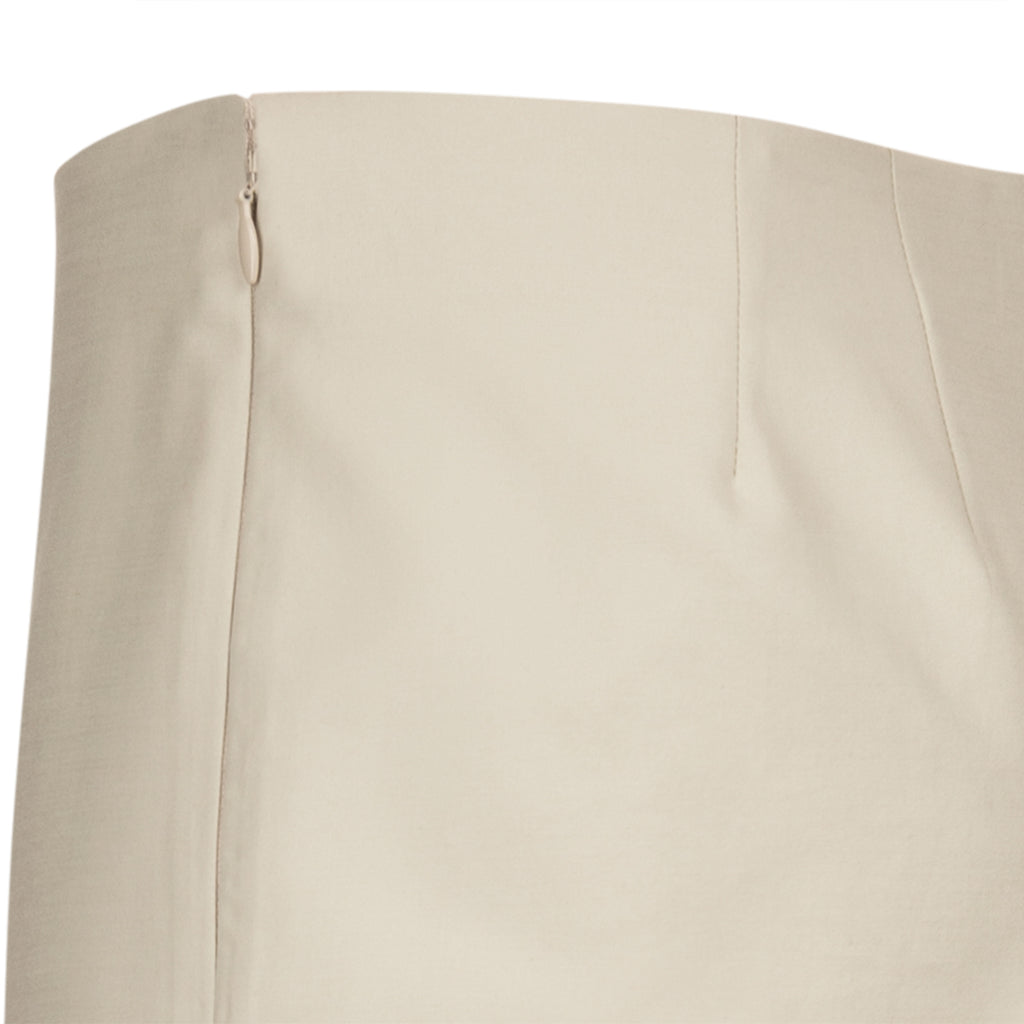 Cotton Stretch Slim Fit Capri in Taupe