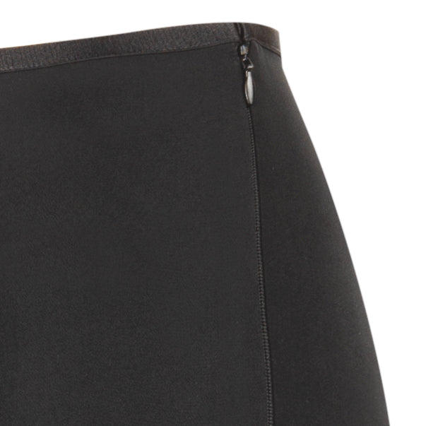 Straight Leg Bi-Stretch Pant in Black