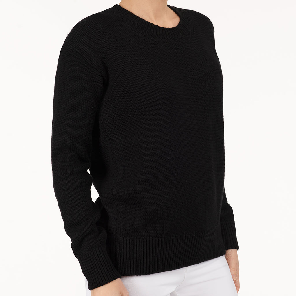 Oversized Round Neck Pullover in Black