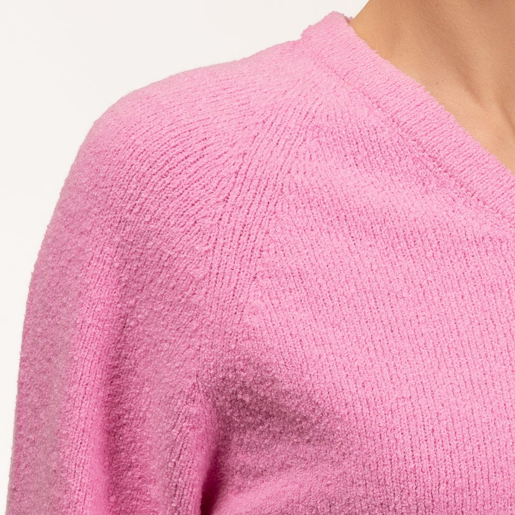 V Neck Pullover in Cameo Pink